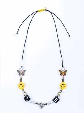 *EVAE+ Smiley Pearl Necklace